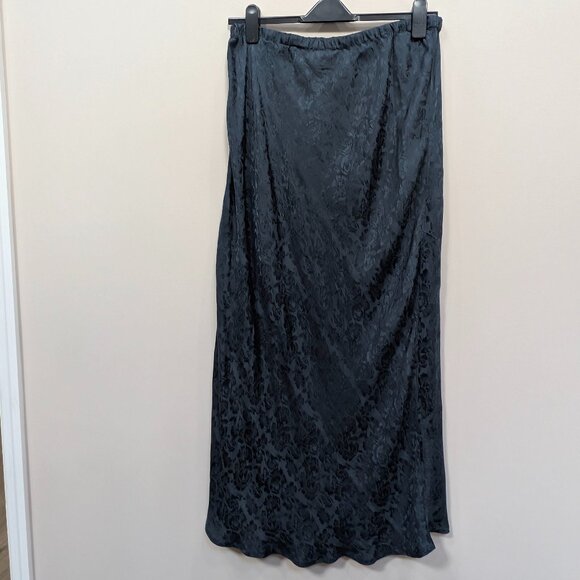 Dizzy Lizzy Fiona Slip Skirt - Picture 2 of 3